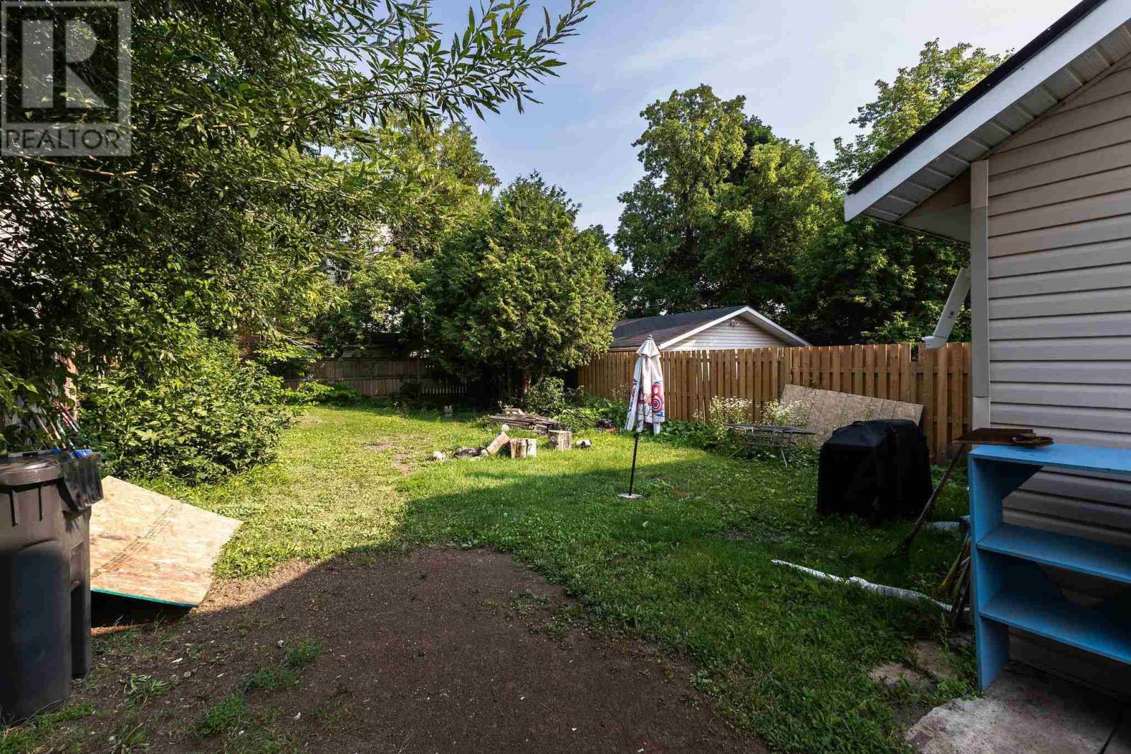 Photo 13 of 156 Church St, Sault Ste Marie ON