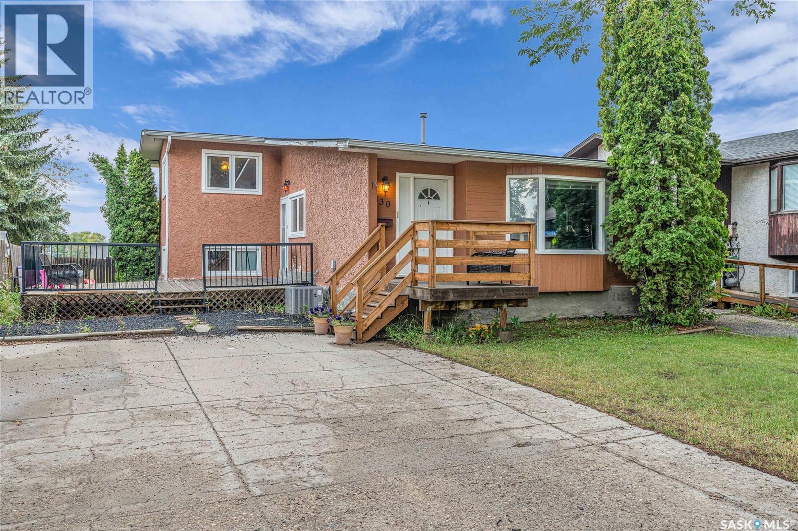 Photo 1 of 830 Battel Street N, Regina SK
