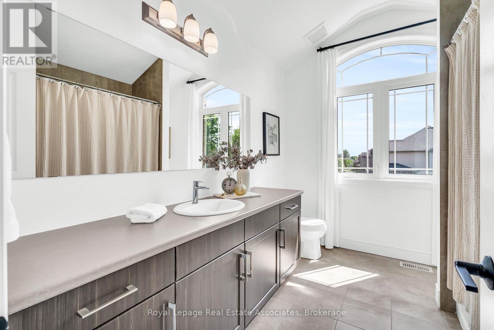 Photo 10 of 7 Sparrow Crescent, East Luther Grand Valley ON