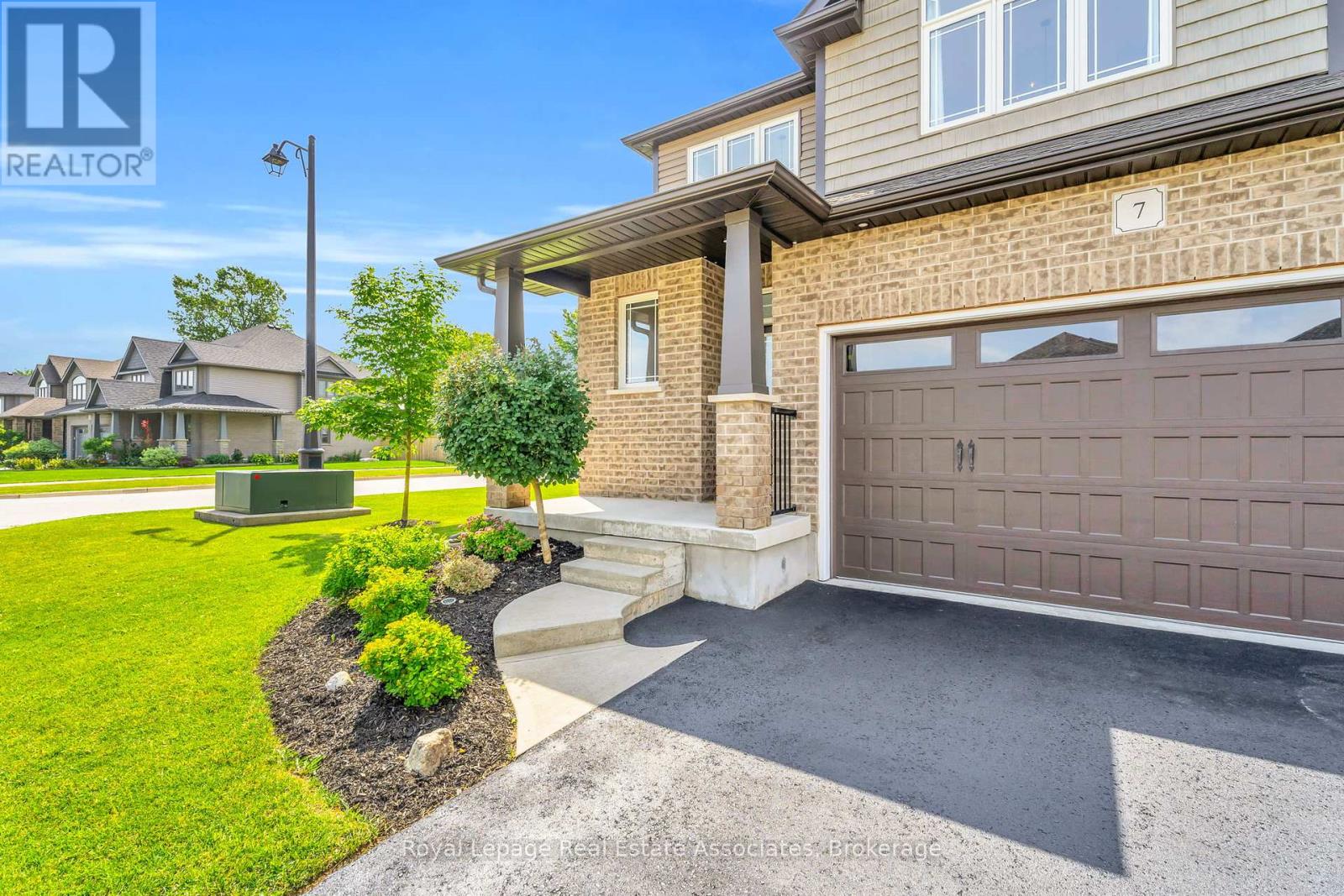 Photo 47 of 7 Sparrow Crescent, East Luther Grand Valley ON