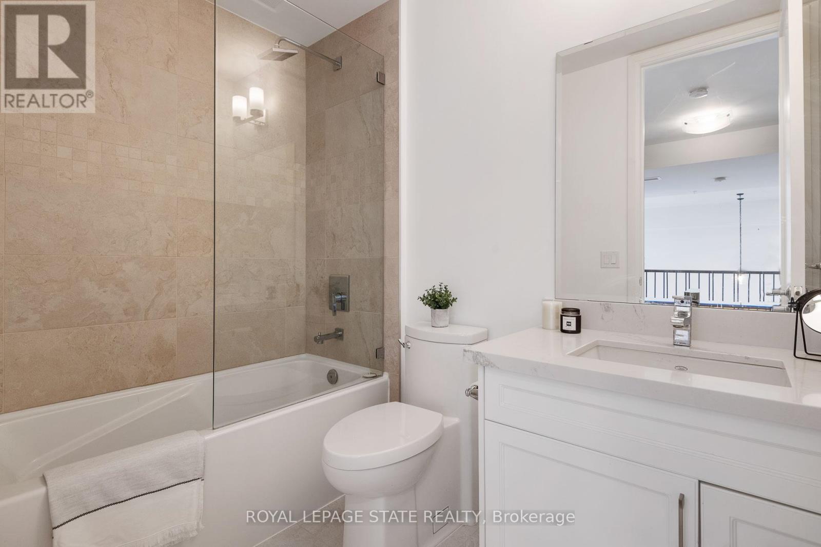 Photo 12 of Ph 6 112 King Street E, Hamilton ON
