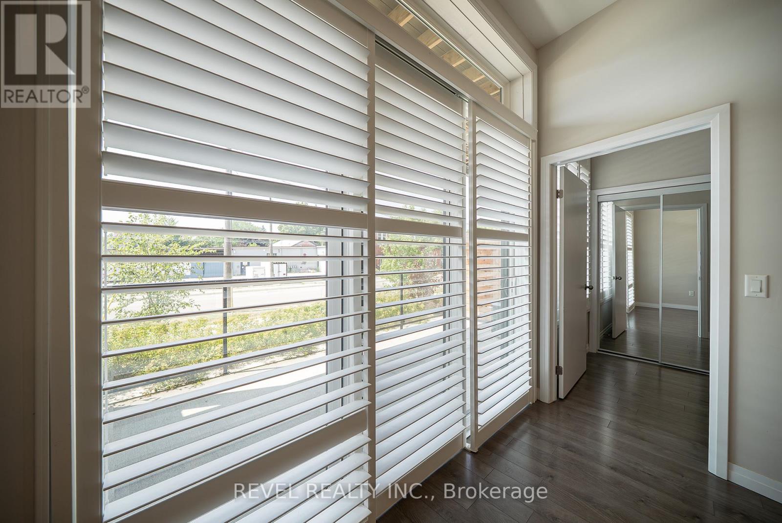 Photo 10 of 121 B 85 Morrell Street, Brantford ON