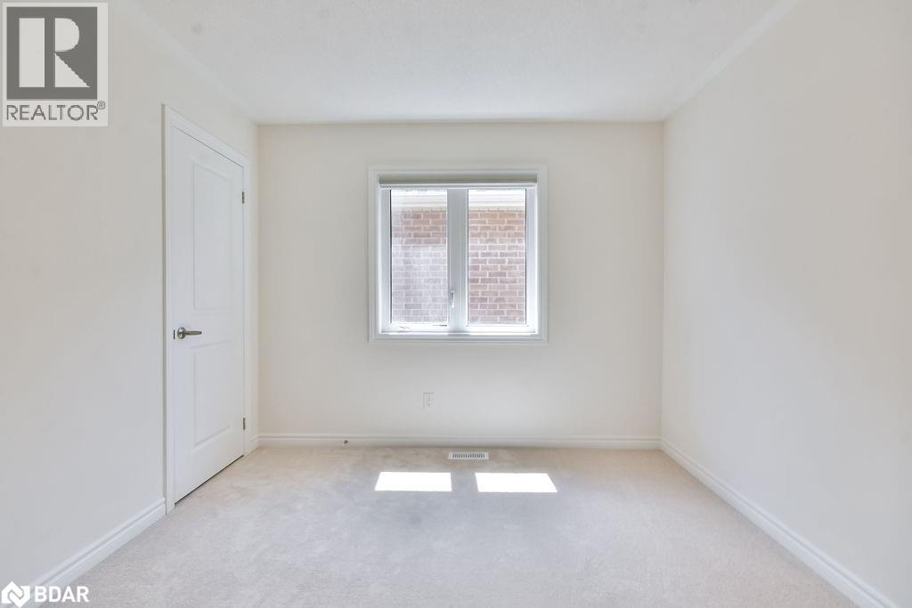 Photo 24 of 53 Rugman Crescent, Springwater ON