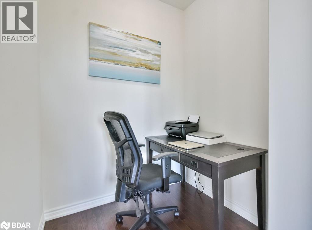 Photo 13 of 53 Rugman Crescent, Springwater ON