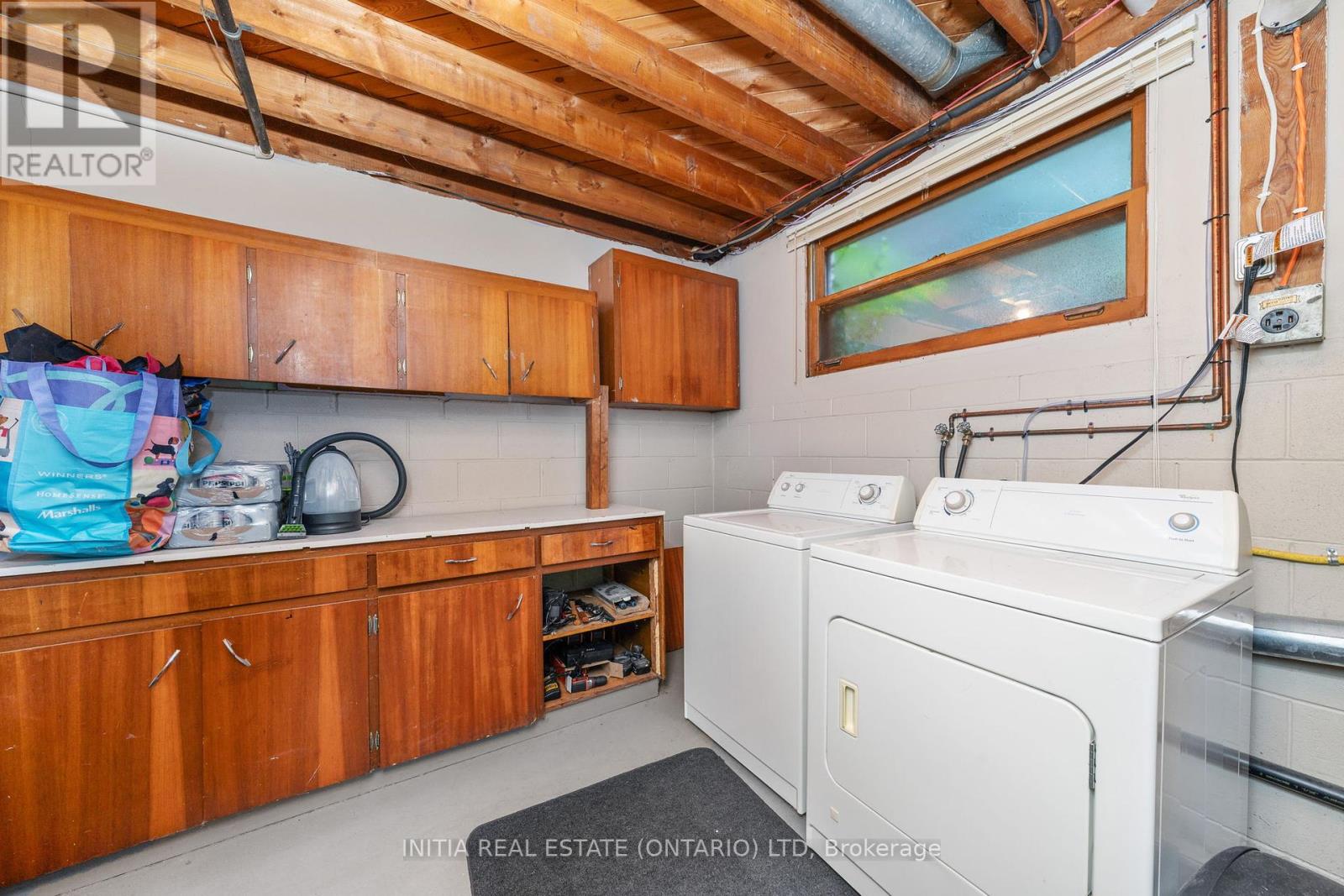 Photo 7 of 711 Cathcart Boulevard, Sarnia ON