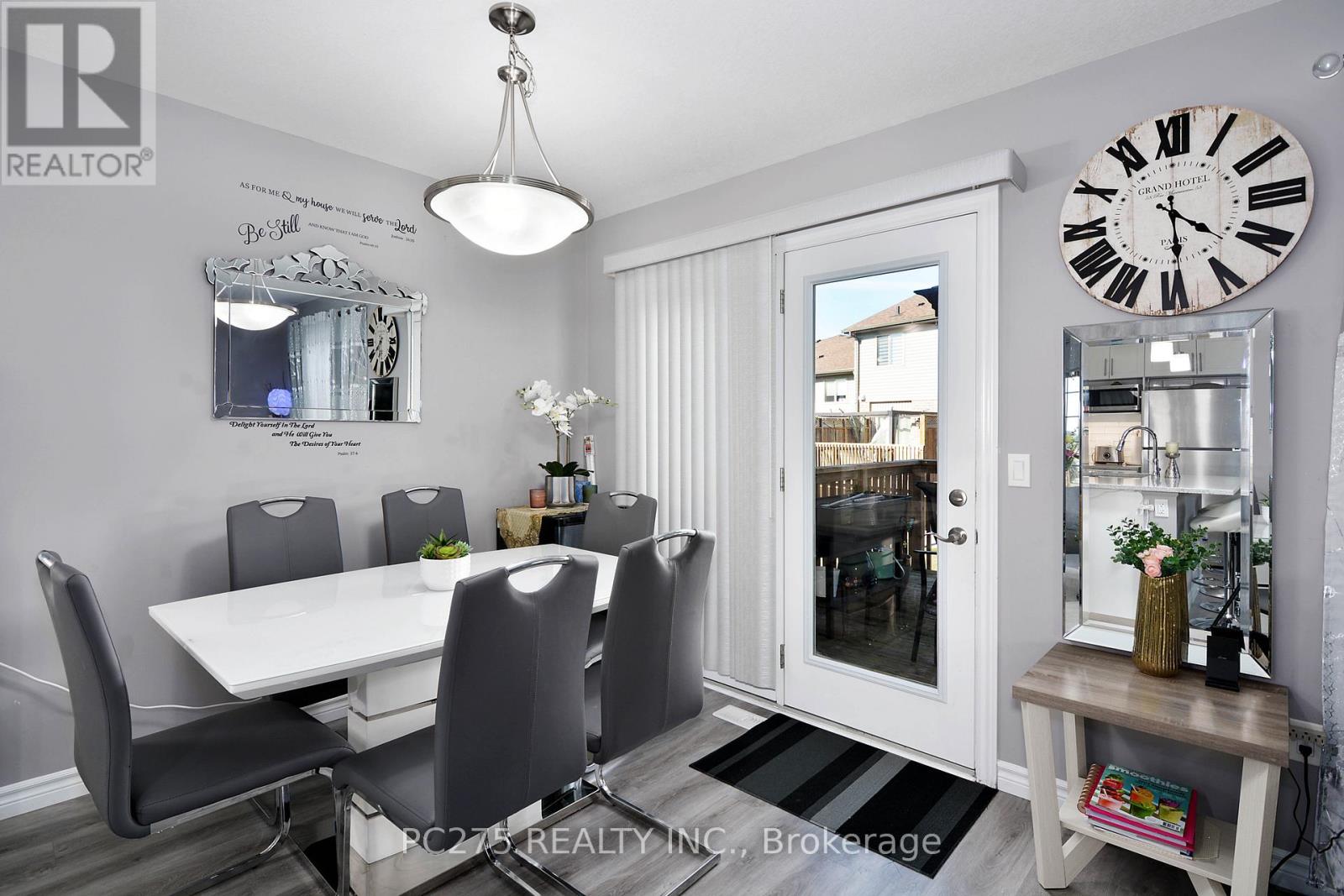 Photo 32 of 41 3400 Castle Rock Place, London South ON