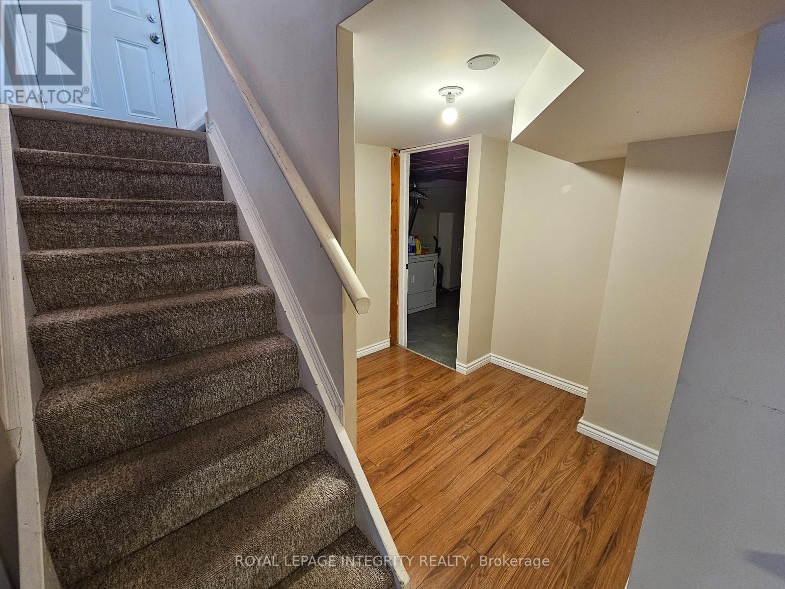 Photo 8 of 2150 Lemay Crescent, Ottawa ON
