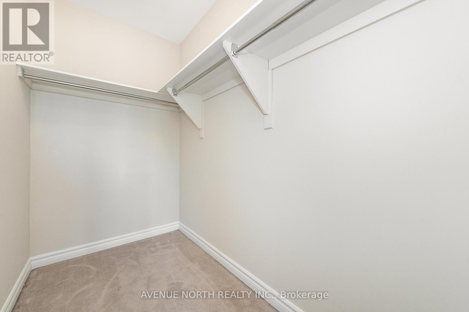 Photo 17 of 172 Larimar Circle, Ottawa ON