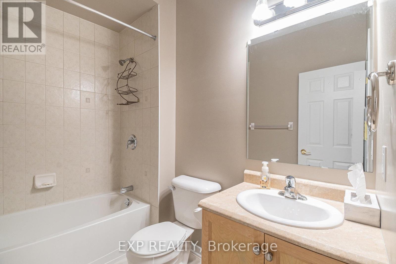 Photo 14 of 652 Country Trail Private, Ottawa ON