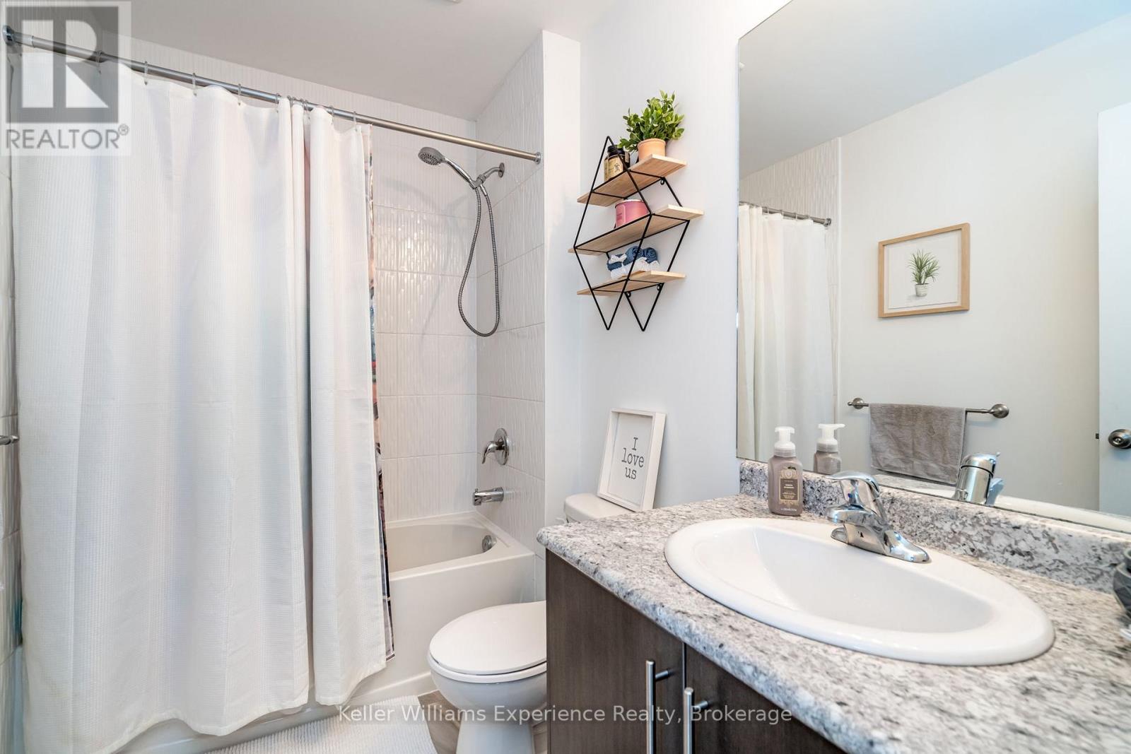 Photo 21 of 32 Hatton Drive, Penetanguishene ON