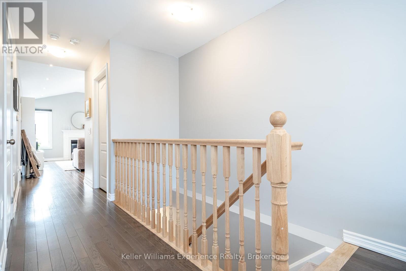 Photo 20 of 32 Hatton Drive, Penetanguishene ON