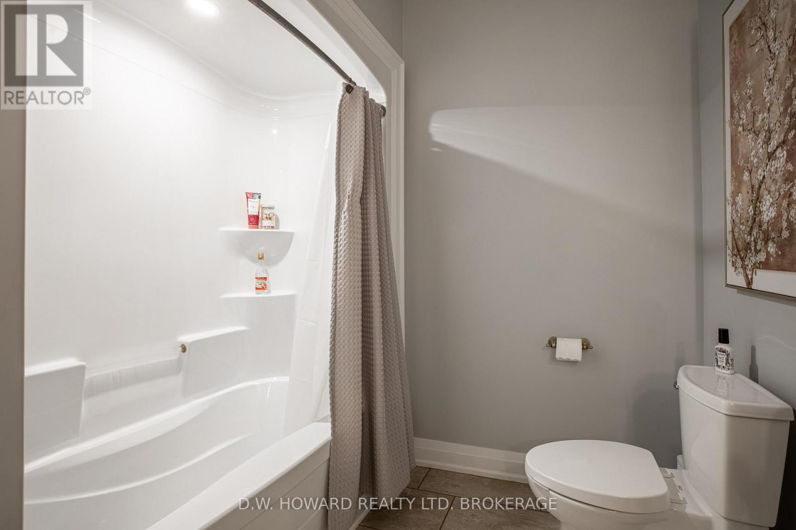 Photo 31 of 1599 Teal Road, Fort Erie ON