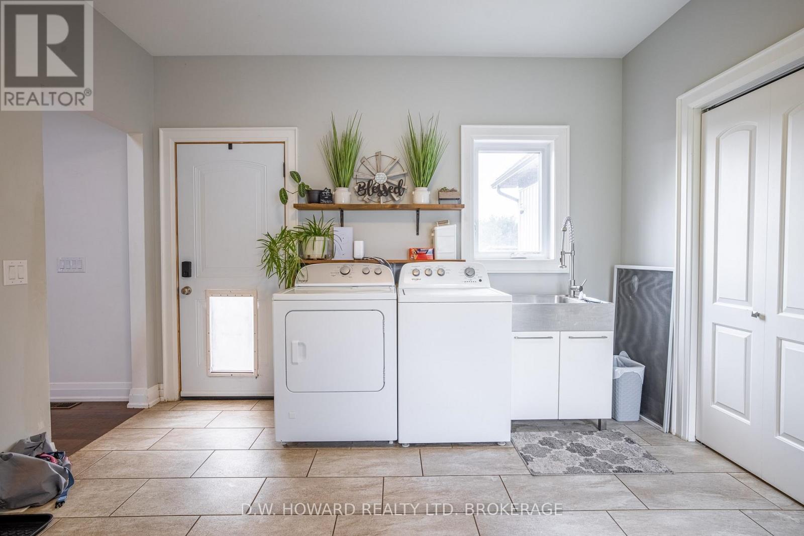Photo 30 of 1599 Teal Road, Fort Erie ON
