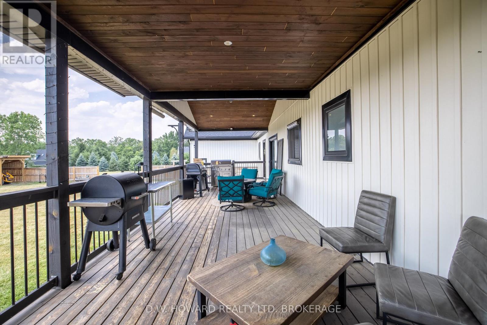Photo 2 of 1599 Teal Road, Fort Erie ON