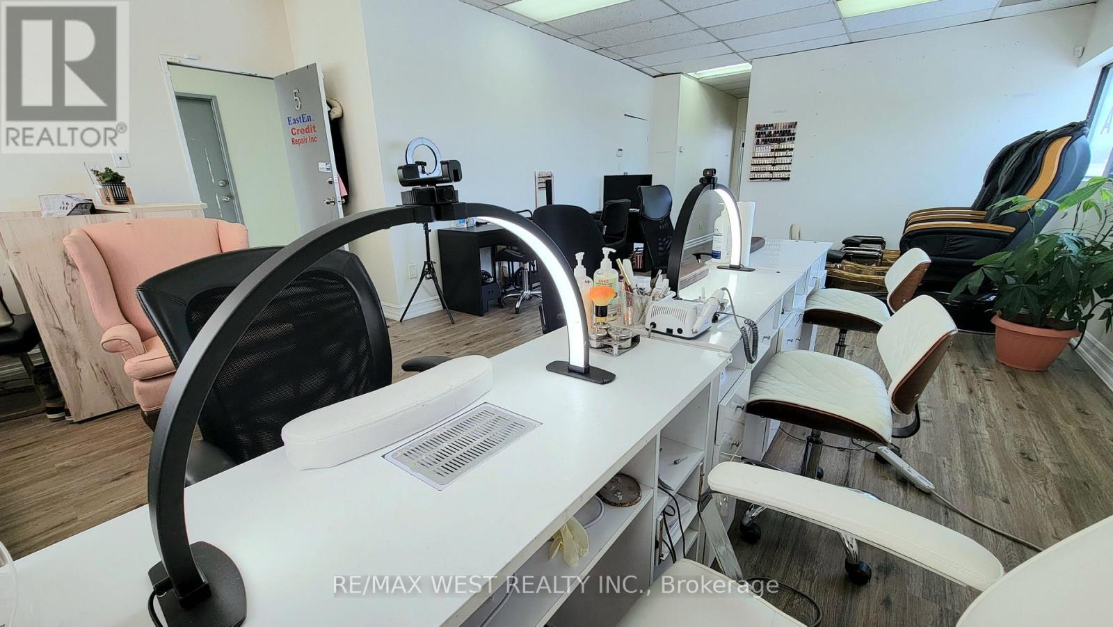 Photo 14 of 3702 Kingston Road, Toronto ON