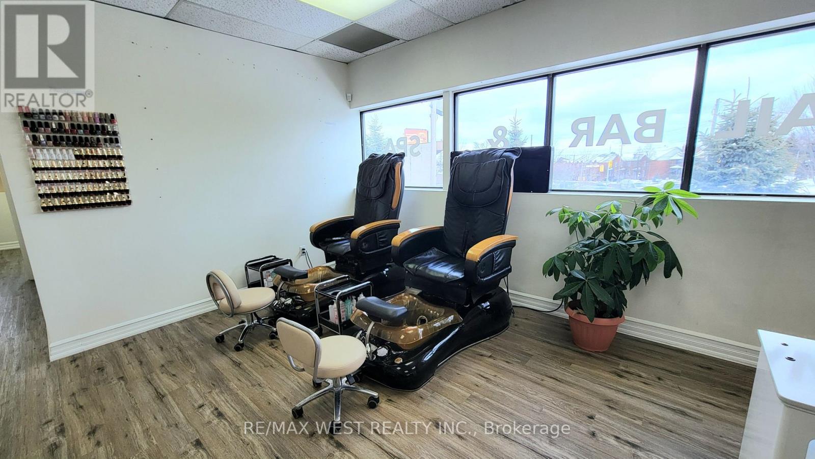 Photo 16 of 3702 Kingston Road, Toronto ON