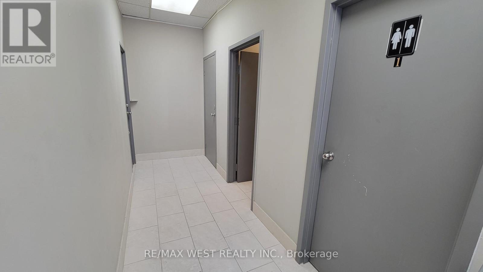 Photo 13 of 3702 Kingston Road, Toronto ON