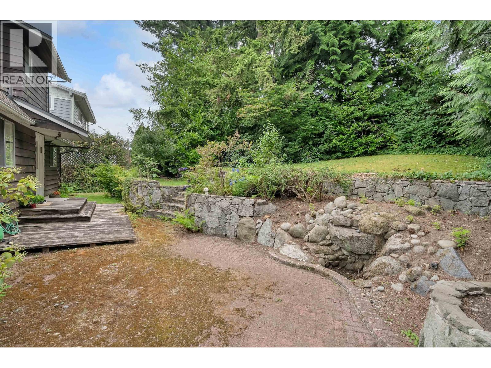Photo 28 of 914 Baker Drive, Coquitlam BC