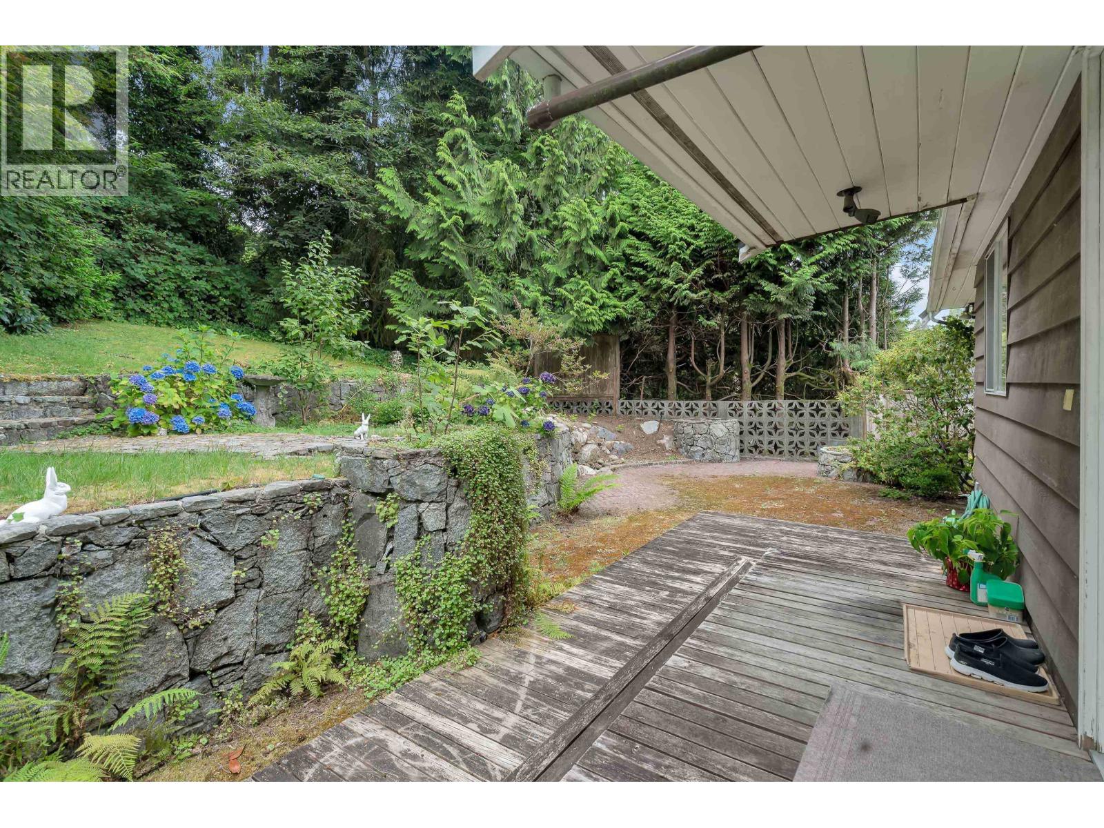 Photo 29 of 914 Baker Drive, Coquitlam BC