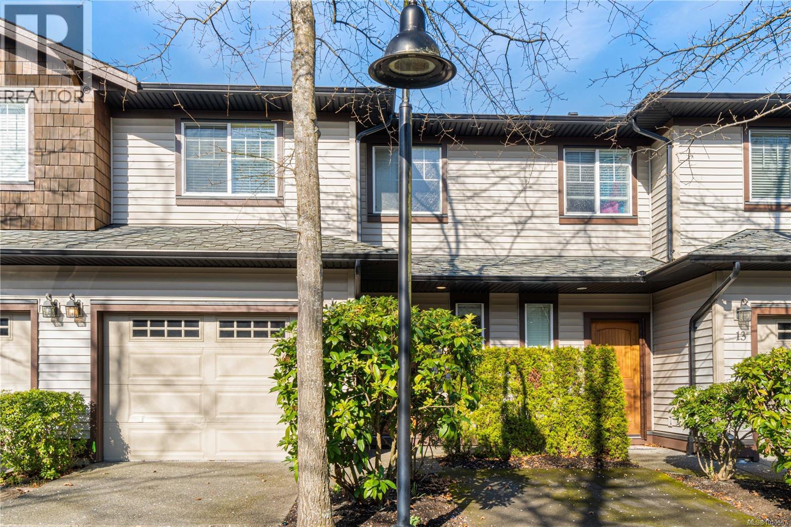 Photo 37 of 12 344 Hirst Ave, Parksville BC