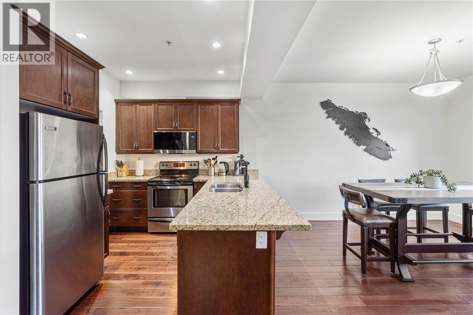 Photo 14 of 12 344 Hirst Ave, Parksville BC