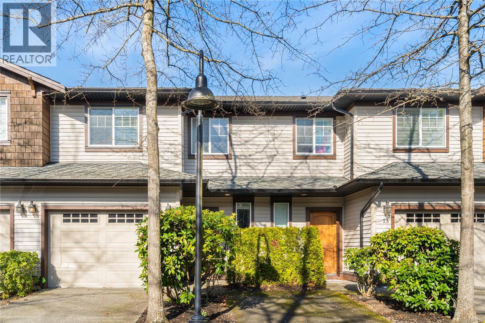 Photo 13 of 12 344 Hirst Ave, Parksville BC