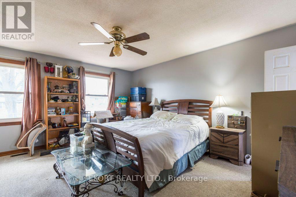 Photo 13 of 618 Ashley Street, Belleville ON