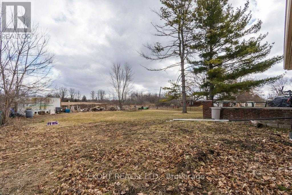 Photo 16 of 618 Ashley Street, Belleville ON