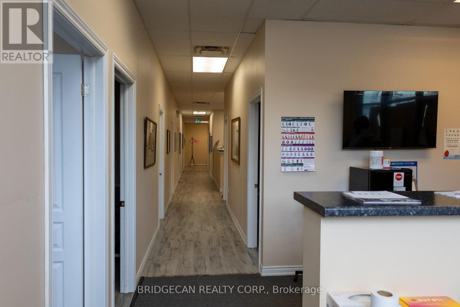 Photo 25 of 347 Colborne Street, Brantford ON