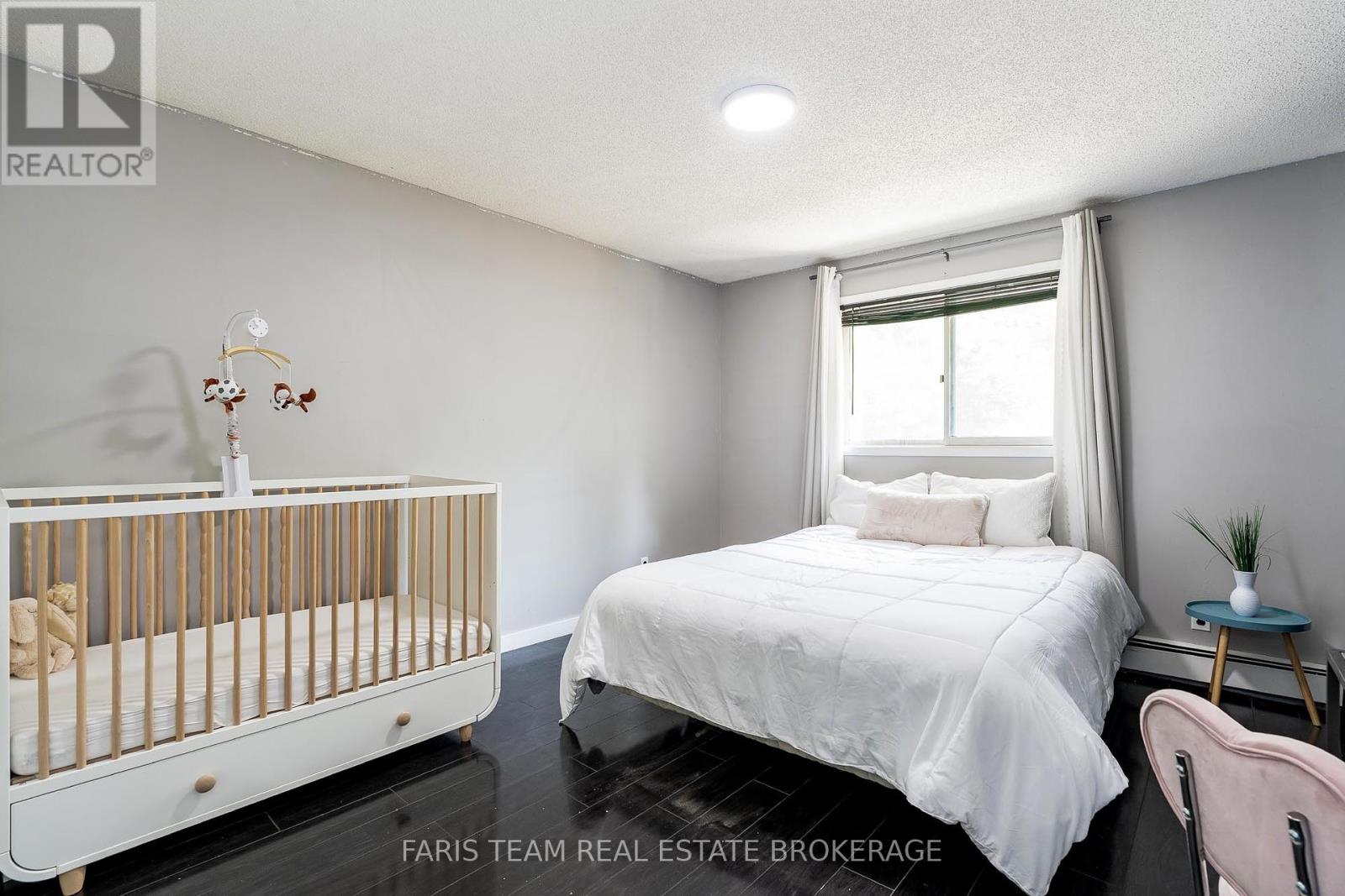 Photo 15 of 256 Knox Road E, Wasaga Beach ON