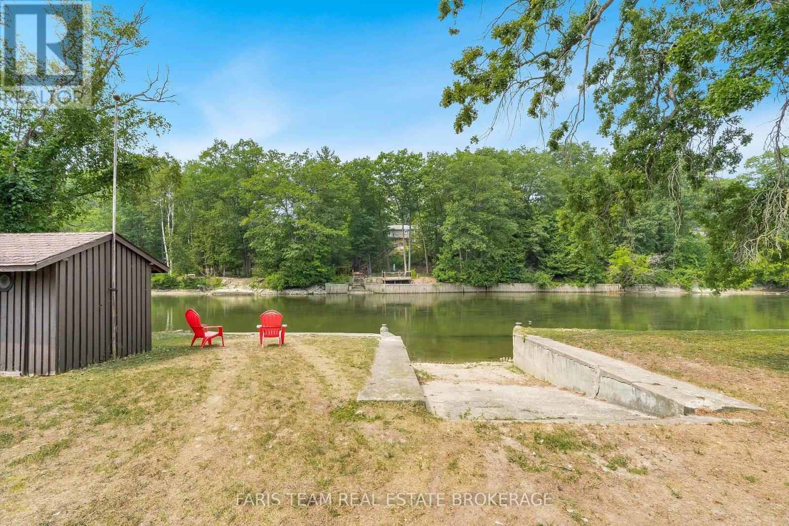 Photo 34 of 256 Knox Road E, Wasaga Beach ON