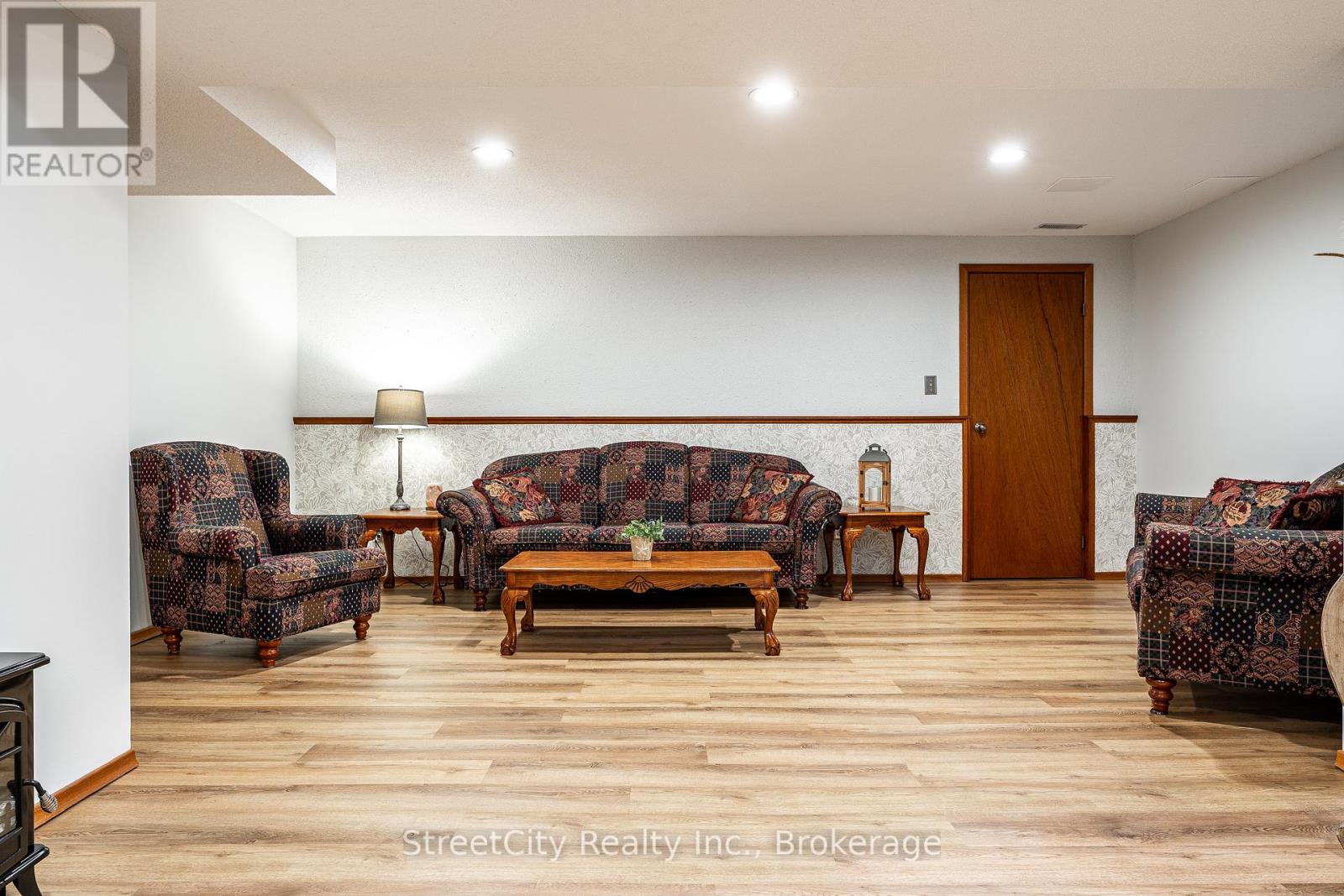 Photo 29 of 31 Cobourg Street, West Perth ON