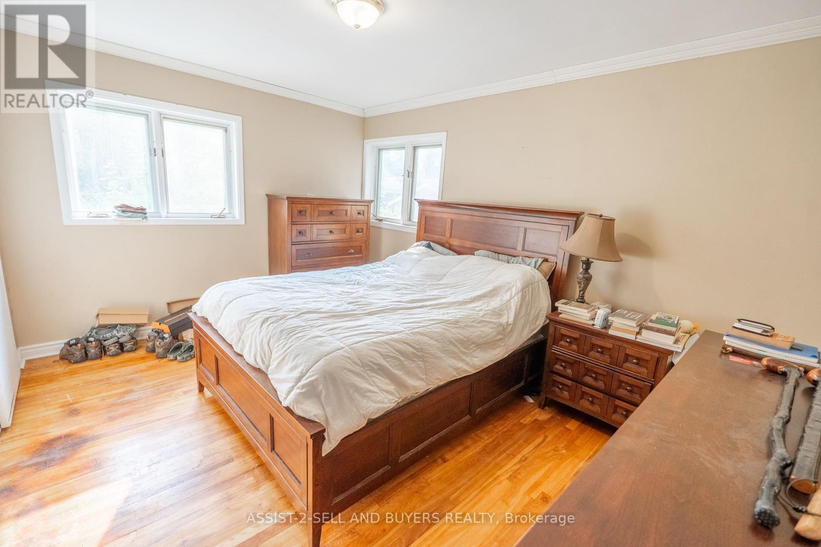 Photo 2 of 310 Westmoreland Avenue, Cornwall ON