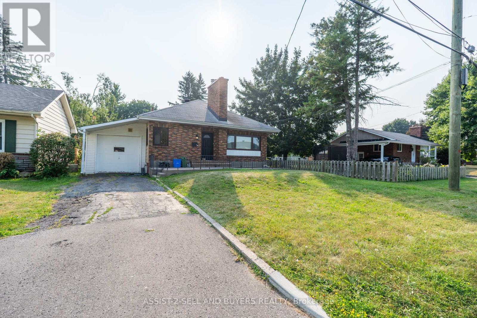 Photo 5 of 310 Westmoreland Avenue, Cornwall ON