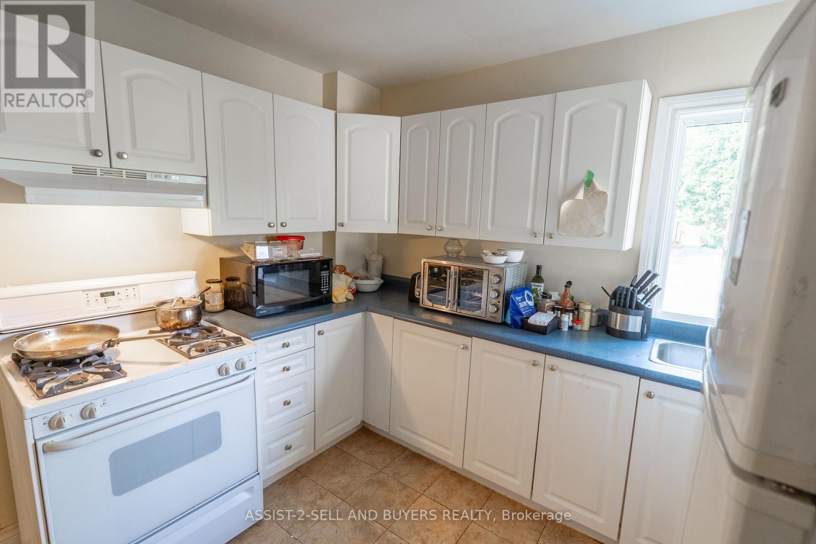 Photo 1 of 310 Westmoreland Avenue, Cornwall ON