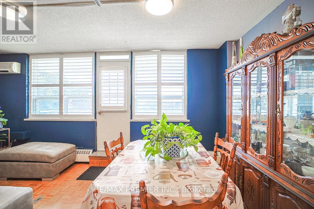 Photo 21 of 511 3460 Keele Street W, Toronto ON
