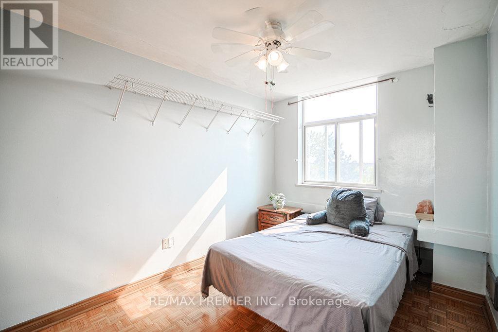 Photo 12 of 511 3460 Keele Street W, Toronto ON
