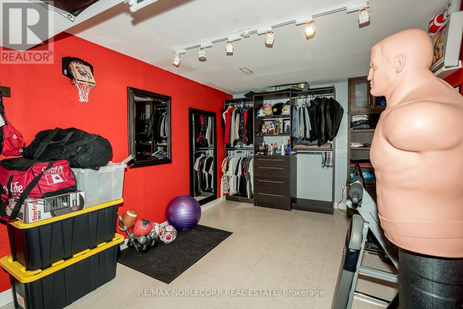 Photo 23 of 100 107 Bristol Road E, Mississauga ON