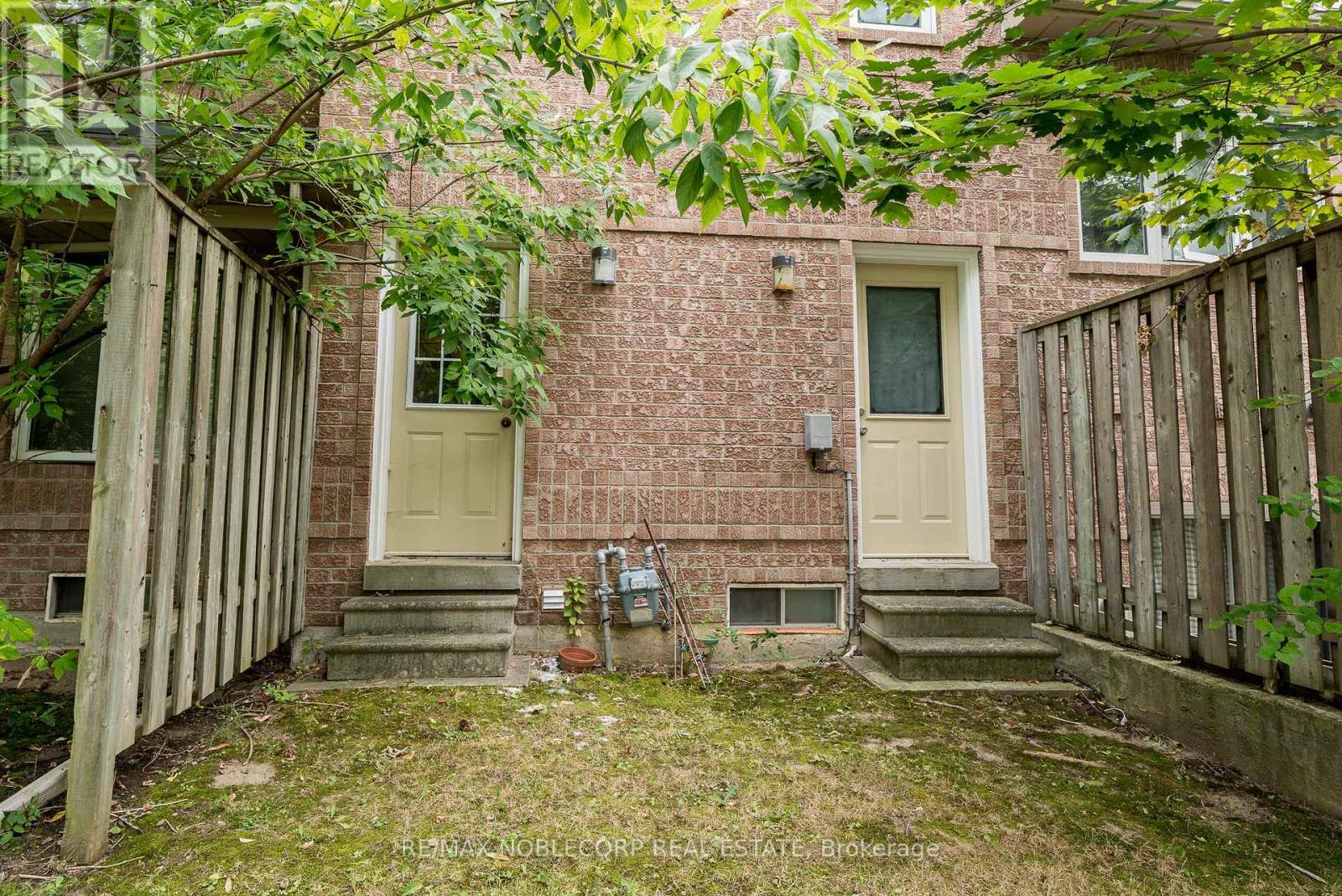 Photo 25 of 100 107 Bristol Road E, Mississauga ON