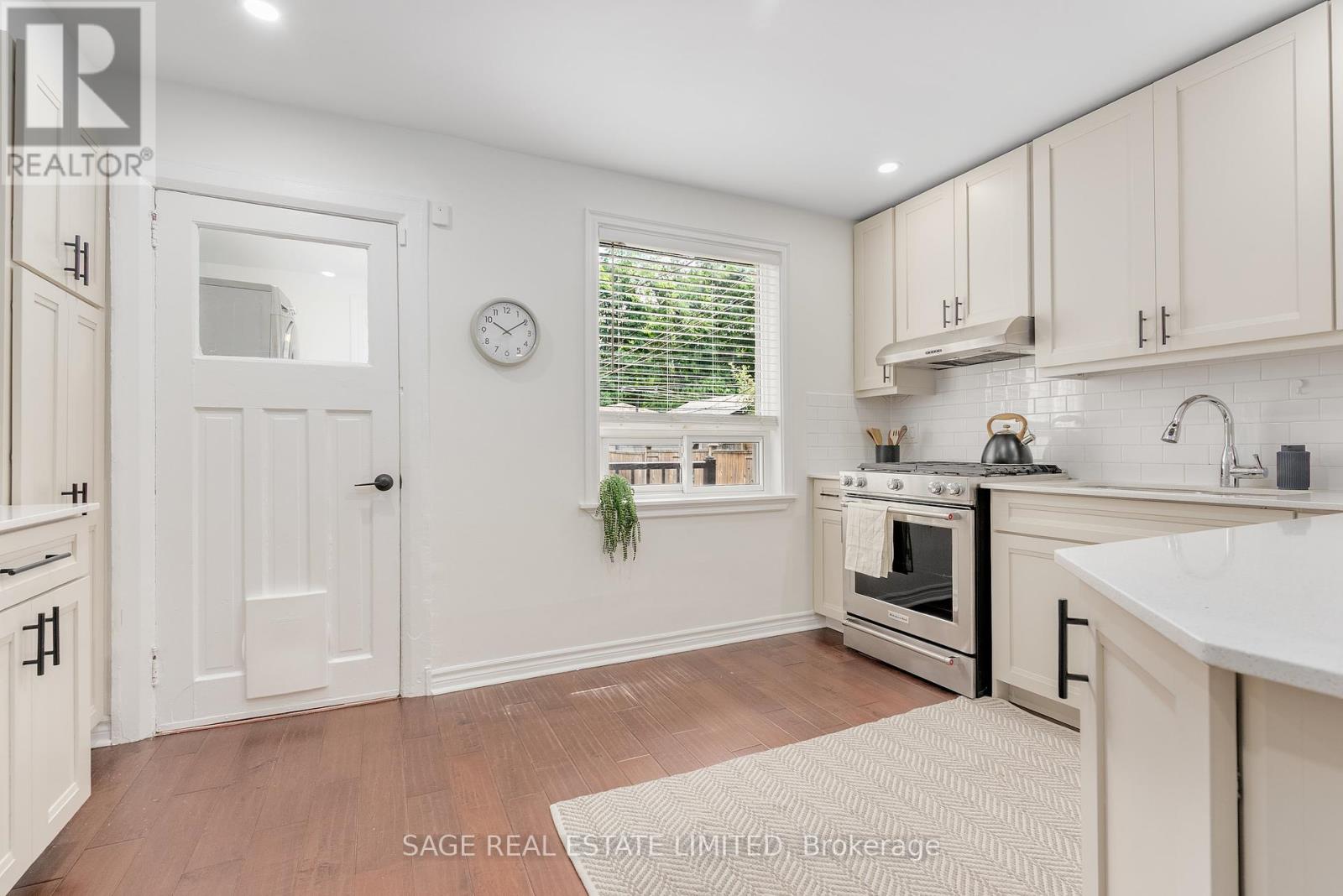 Photo 12 of 253 Mcroberts Avenue, Toronto ON