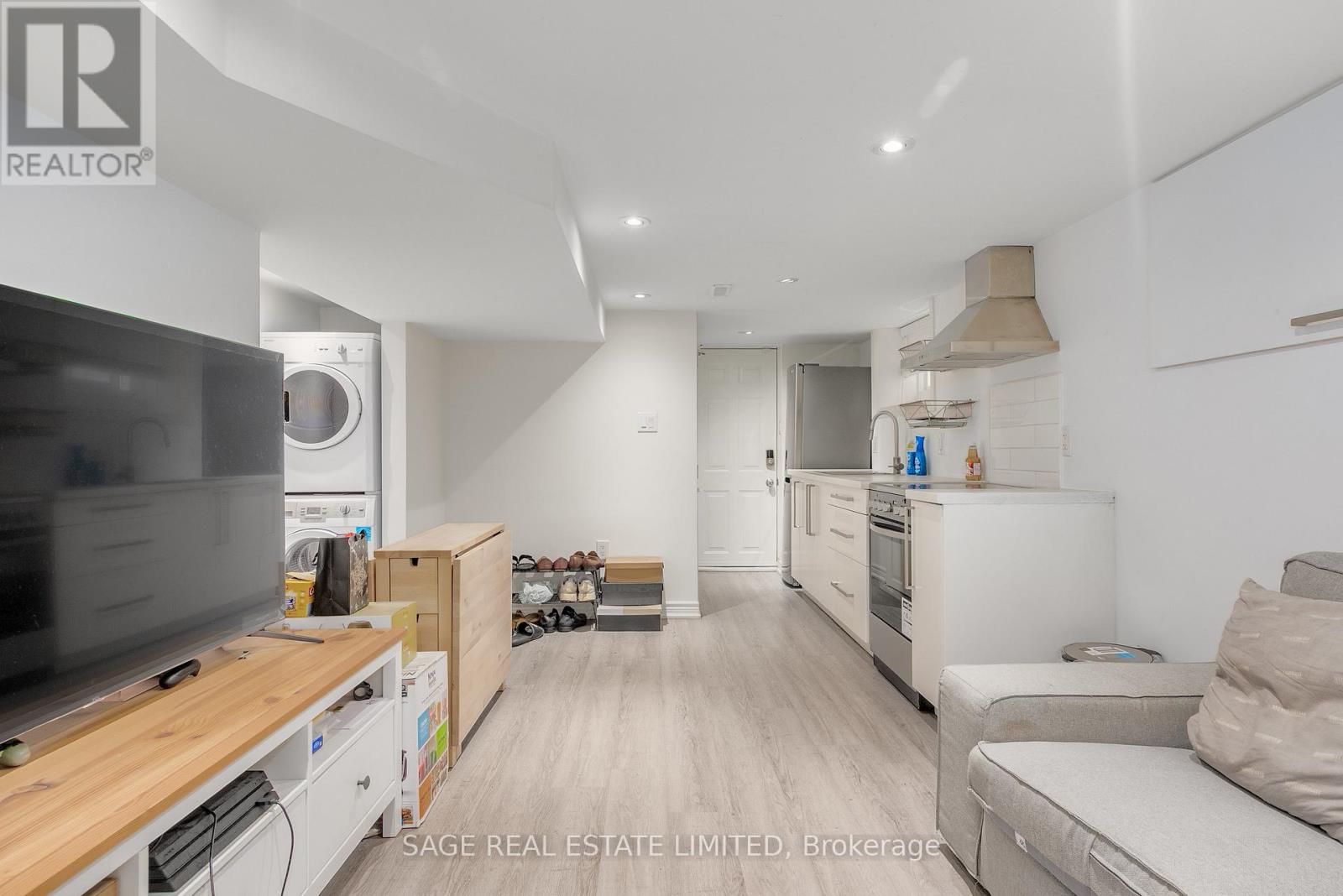Photo 36 of 253 Mcroberts Avenue, Toronto ON