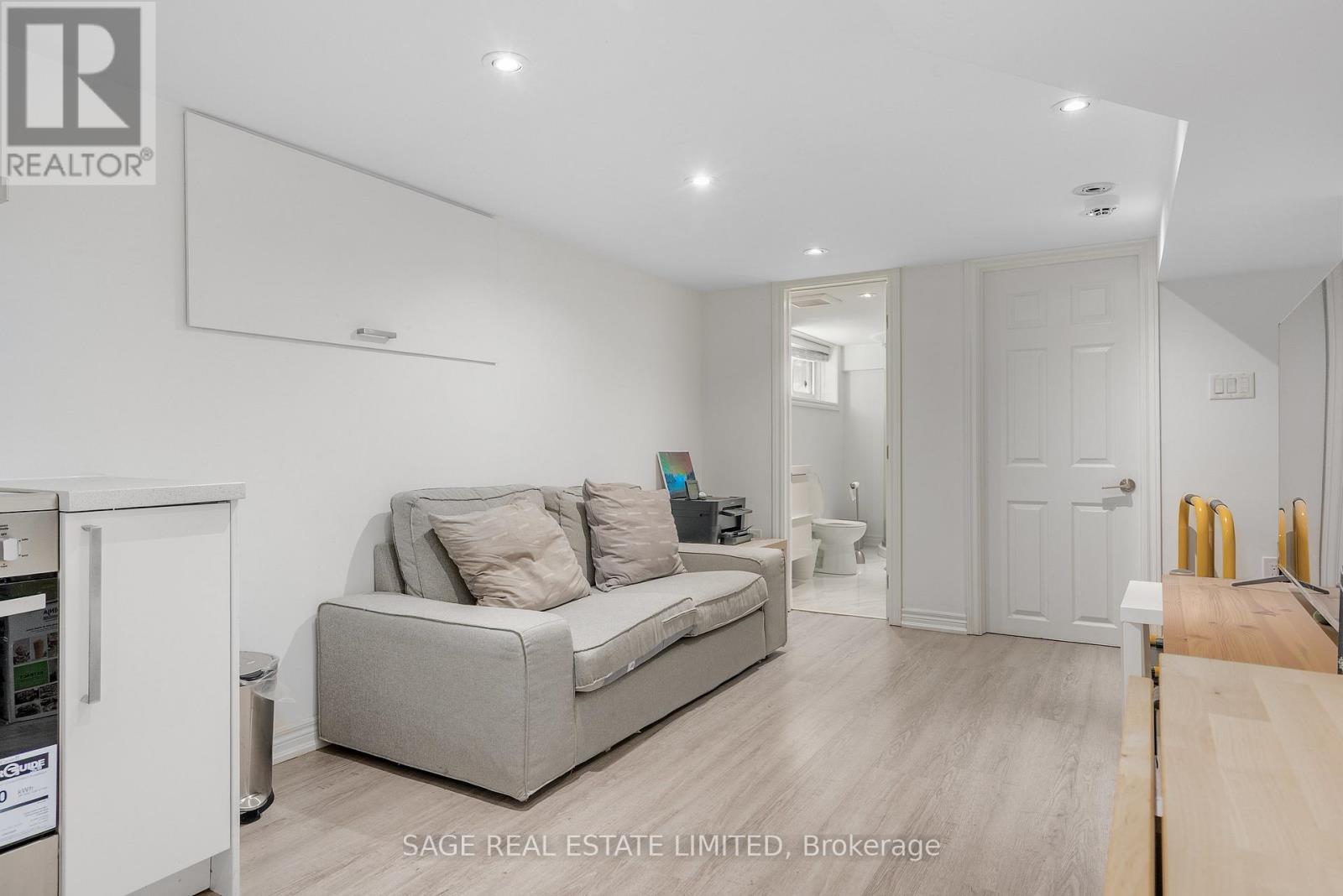 Photo 37 of 253 Mcroberts Avenue, Toronto ON