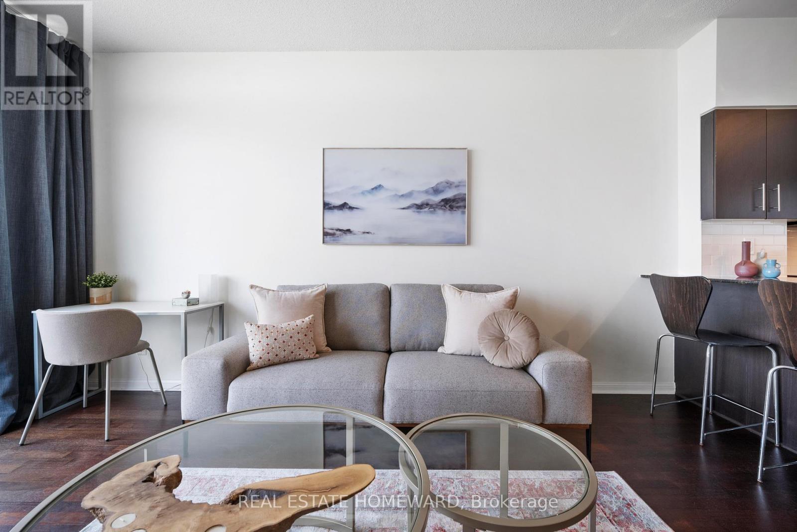 Photo 14 of 2107 15 Windermere Avenue, Toronto ON