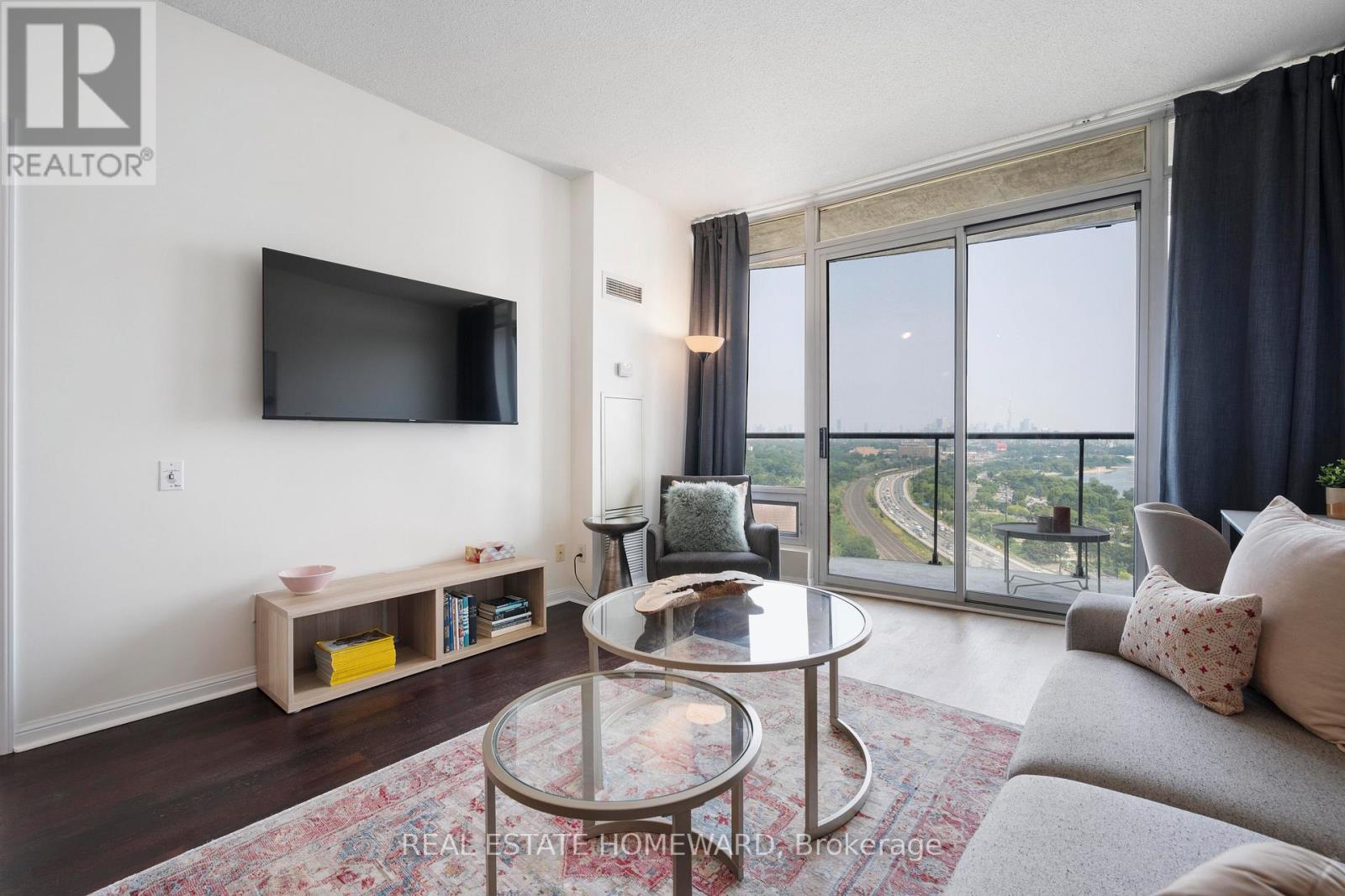 Photo 19 of 2107 15 Windermere Avenue, Toronto ON