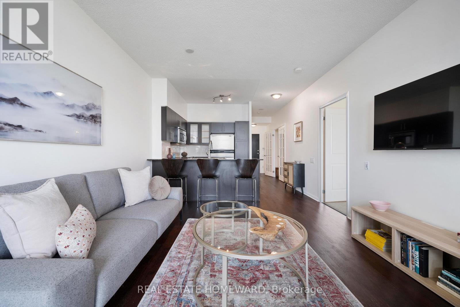 Photo 1 of 2107 15 Windermere Avenue, Toronto ON