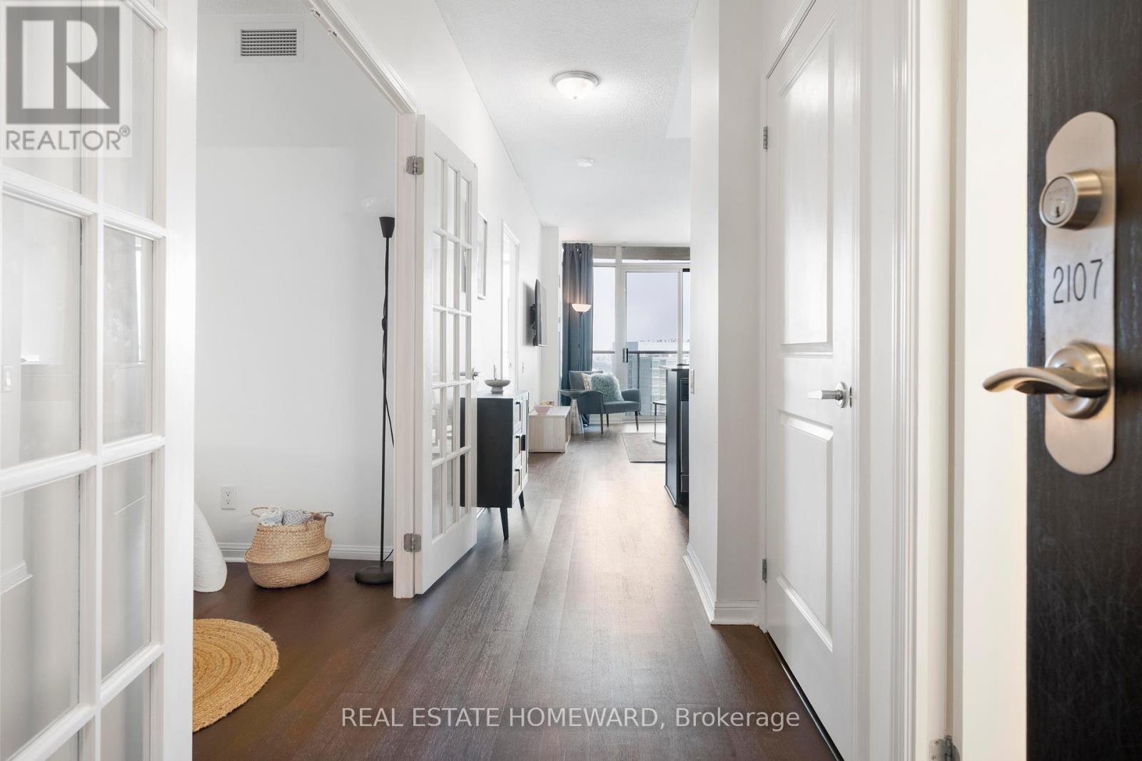 Photo 34 of 2107 15 Windermere Avenue, Toronto ON