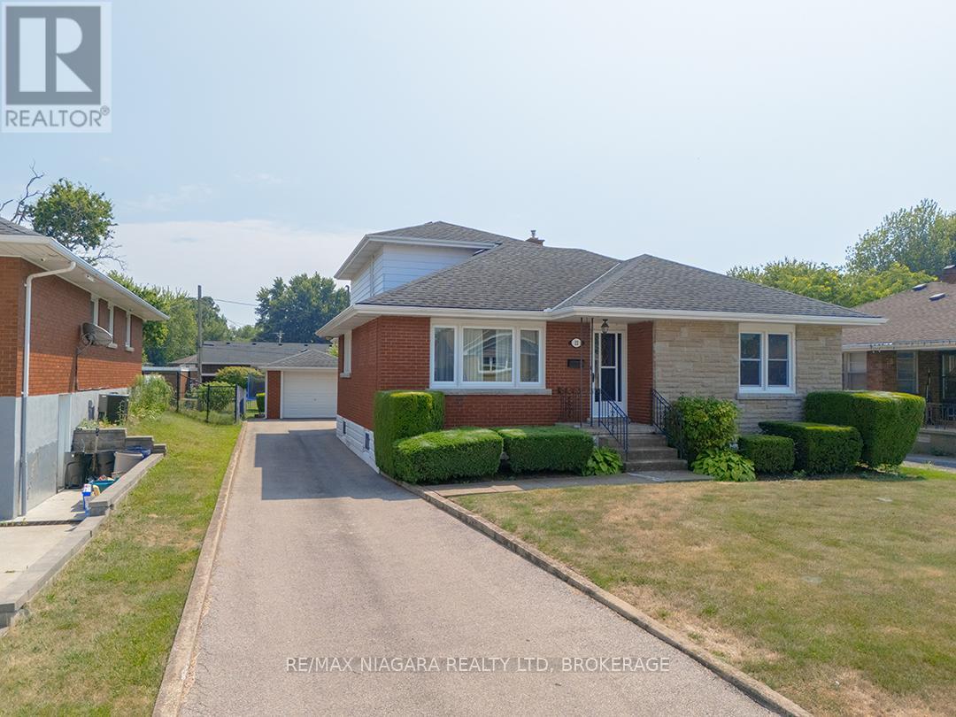 Photo 40 of 22 South Crescent, Port Colborne ON