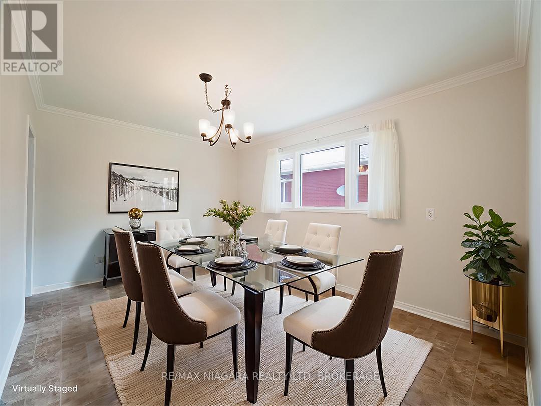 Photo 9 of 22 South Crescent, Port Colborne ON