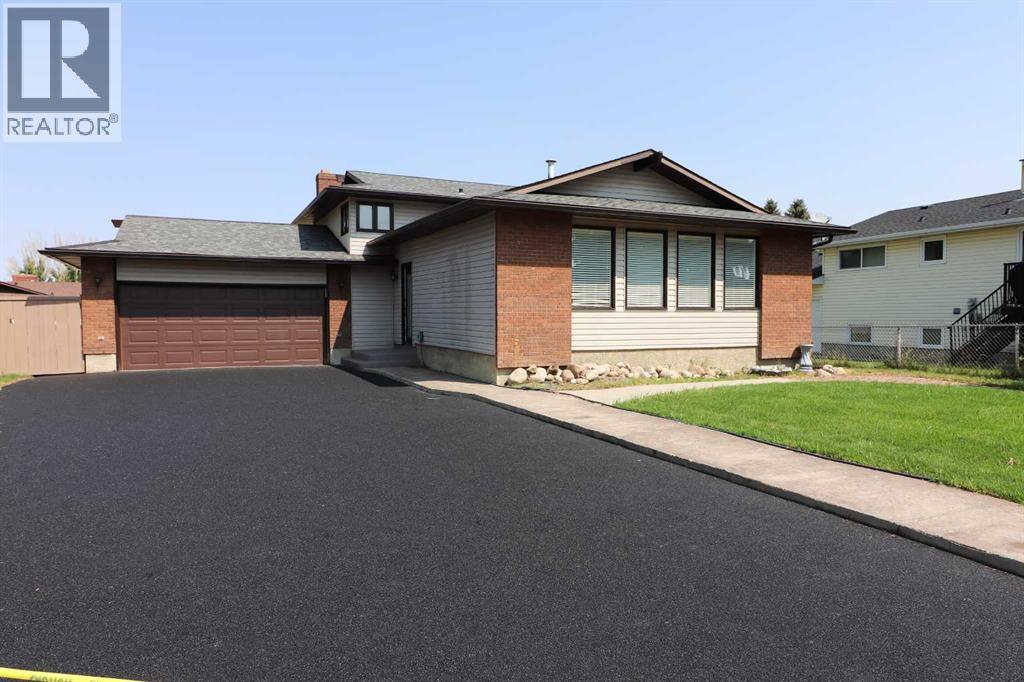 8 Begonia Court SE, Medicine Hat, Alberta