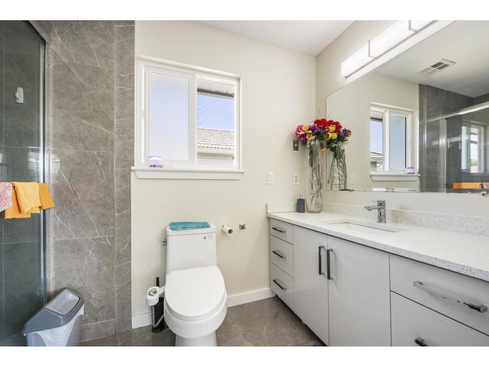 Photo 19 of 30516 Robin Drive, Abbotsford BC